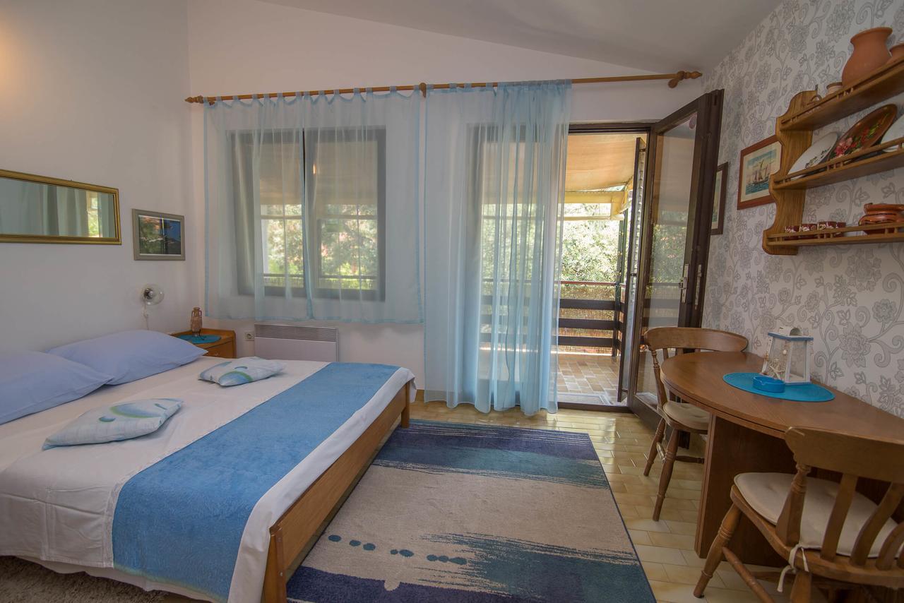 Susko Apartment Mali Losinj Bagian luar foto