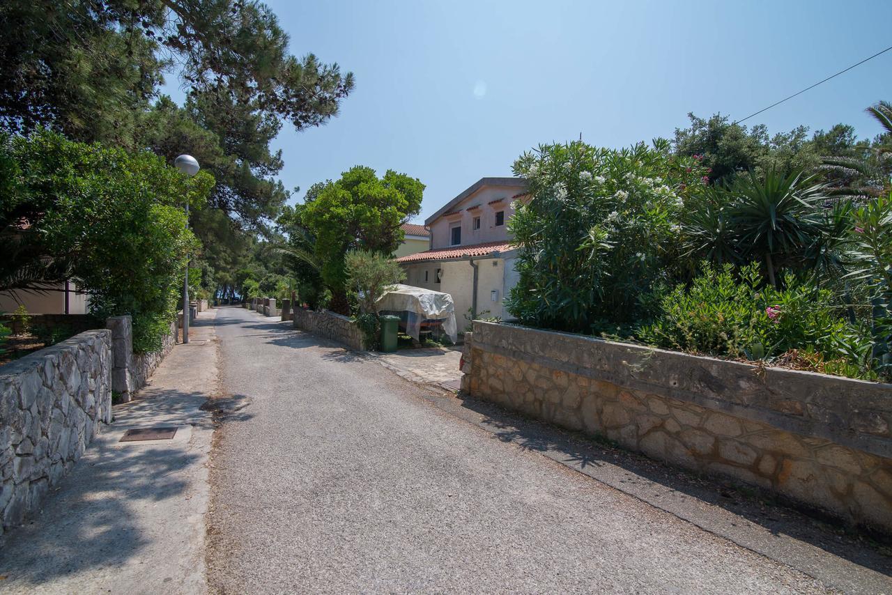 Susko Apartment Mali Losinj Bagian luar foto